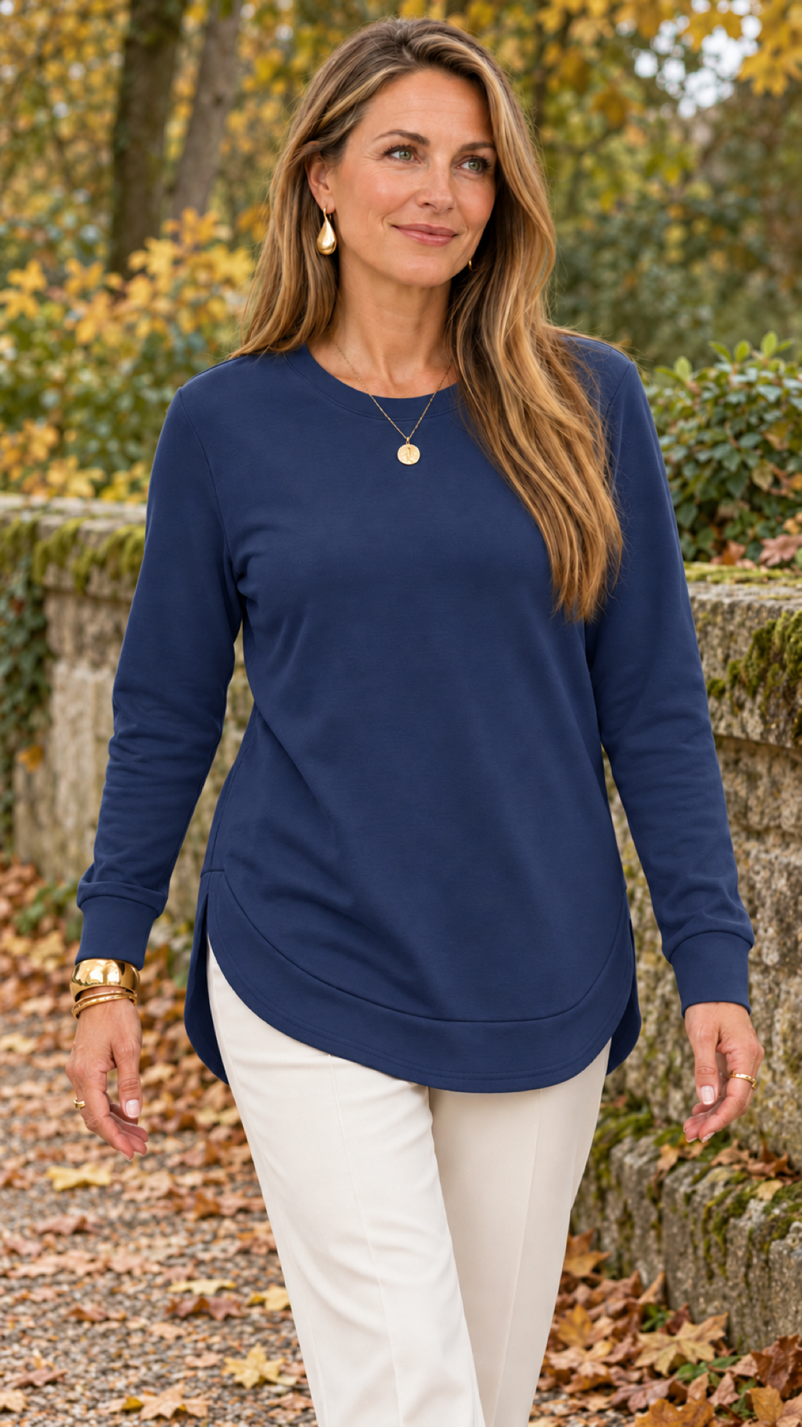 Moletom mit geschwungenem Barra – Azul-marinhoblau – Alltagslook