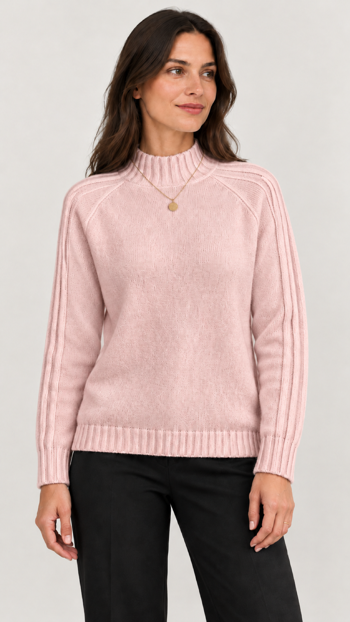 Hannah in Rosa – 01-principal