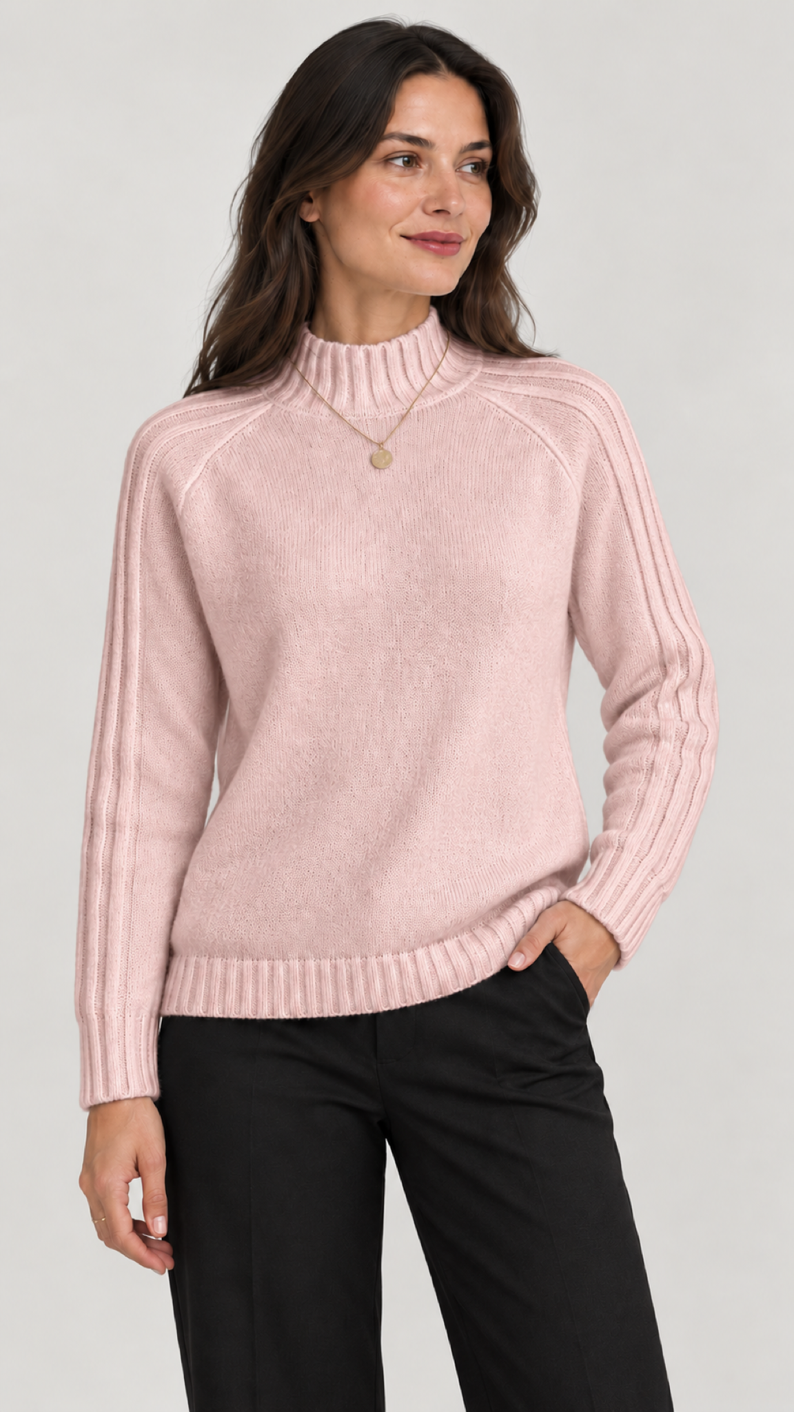Hannah in Rosa – 05-pose
