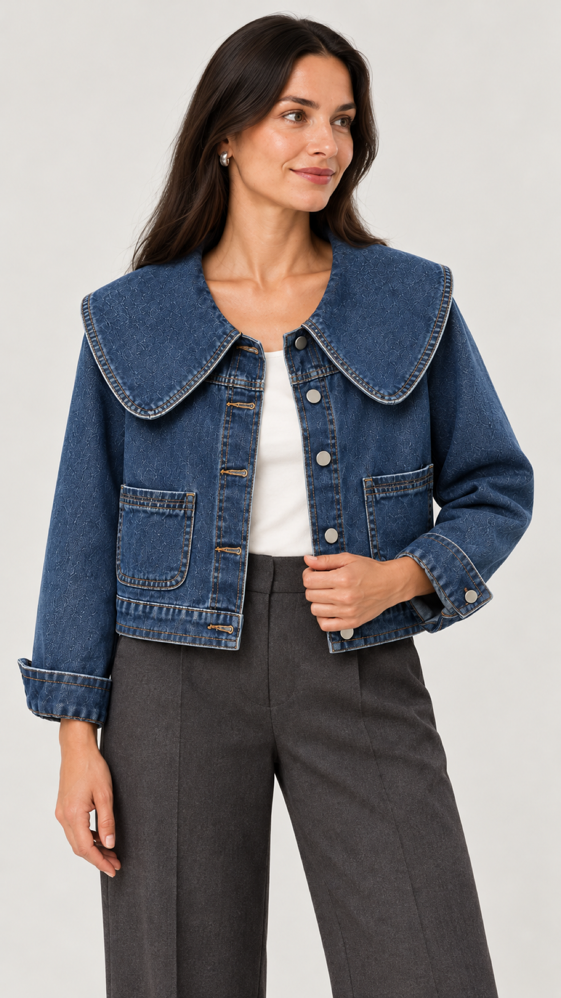 Minea Jeansjacke in Azul – 05-pose
