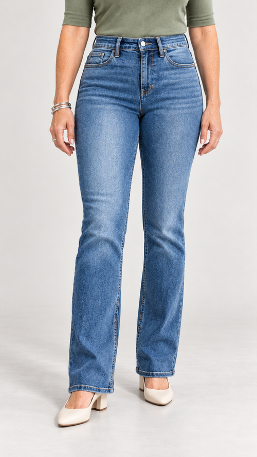 Nora Stretch-Jeans – Lavagem média – Detalhe von Bund bis Schuhen
