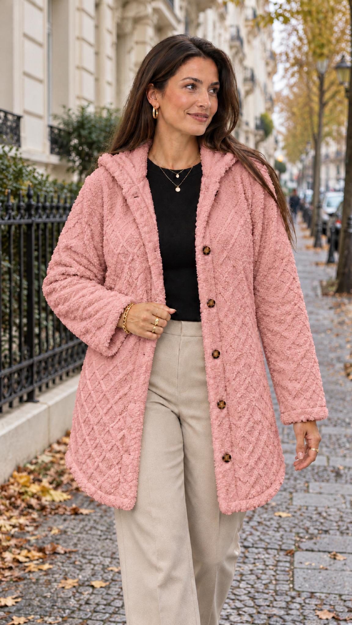 Jaqueta matelassê feminina com capuz in Rosa – Berlin Lifestyle