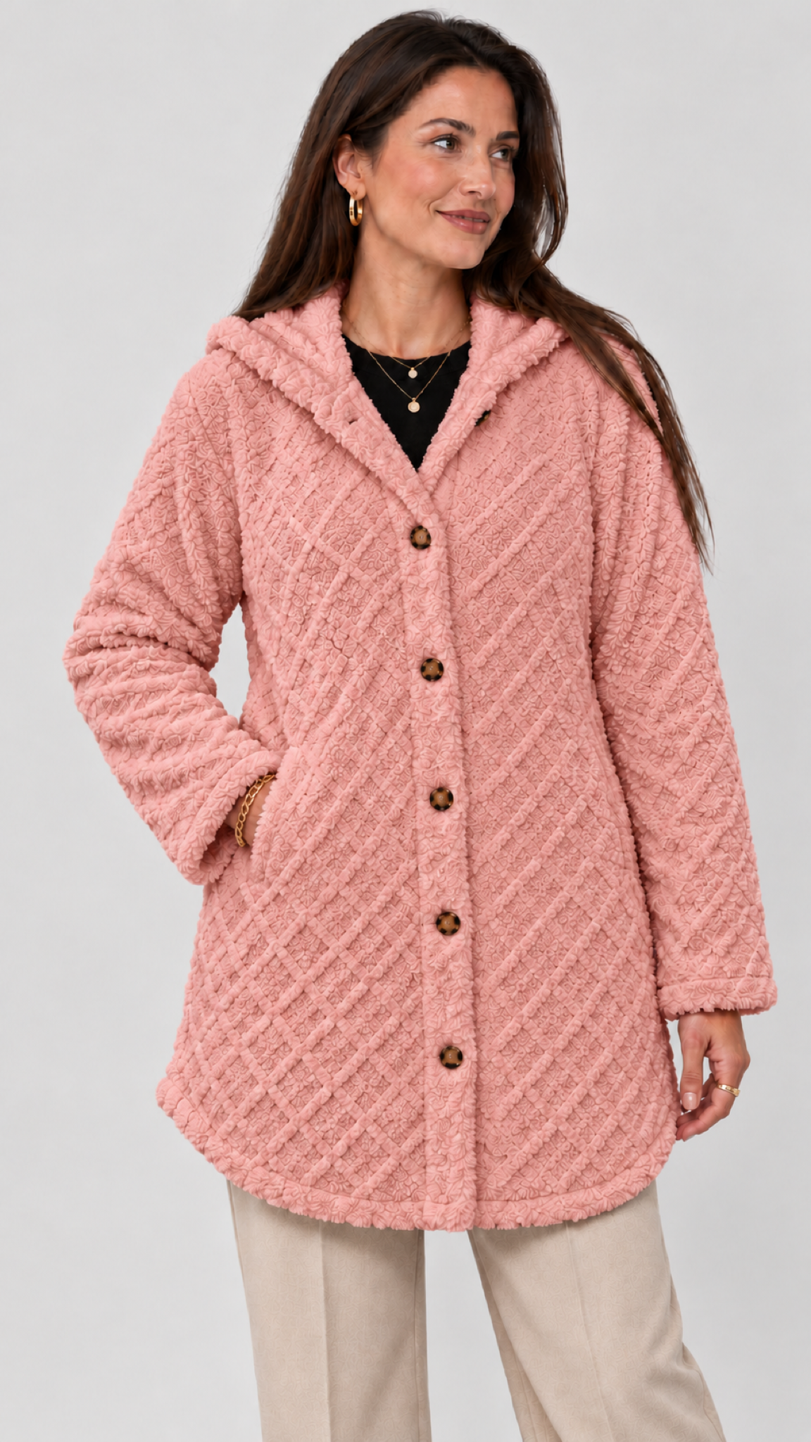 Jaqueta matelassê feminina com capuz in Rosa – Geschlossene Vista