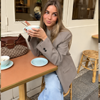 Blazer feminino gola alta Leonora – foto adicional 3