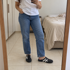 Mule feminino Lia — preto espelho quarto